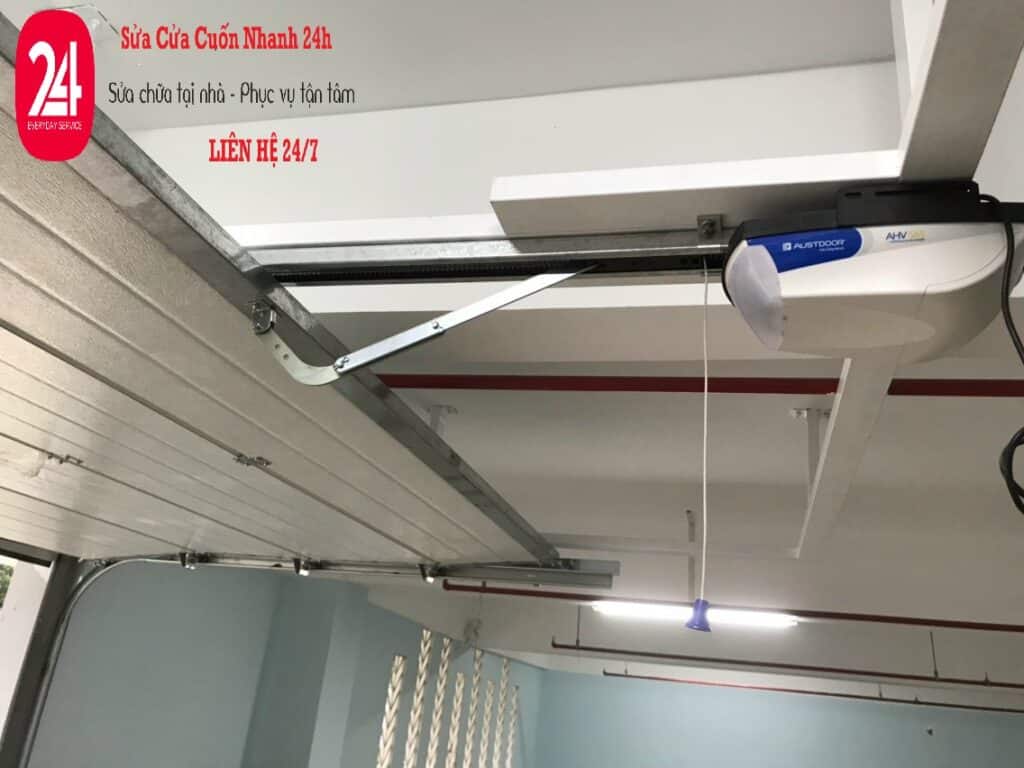 Sửa Cửa Cuốn Trượt Trần