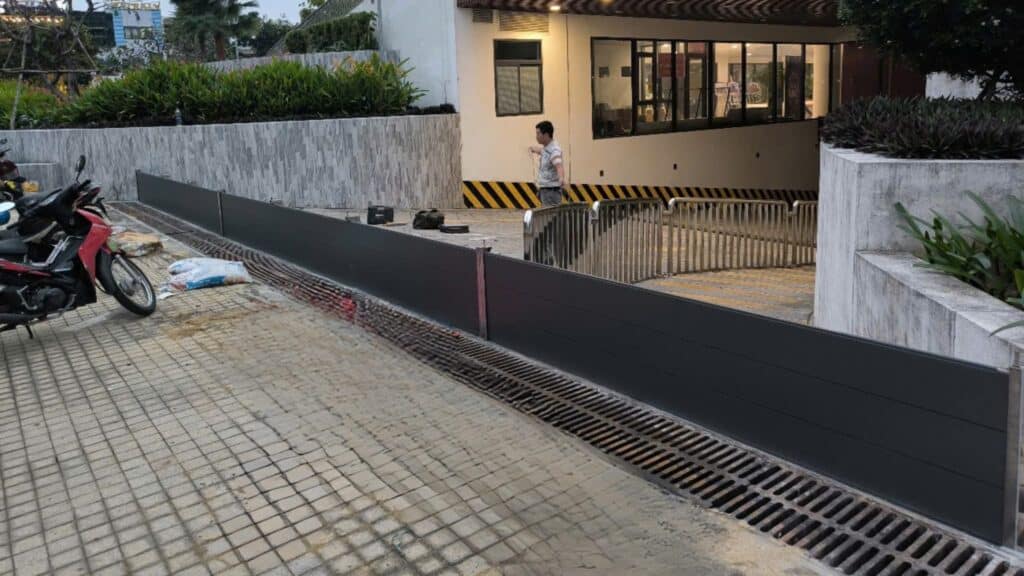 bán cửa chống ngập