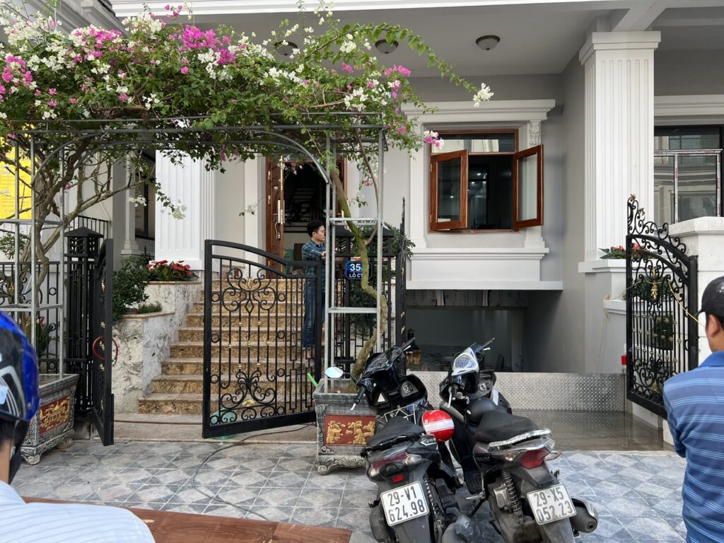 cửa chống ngập