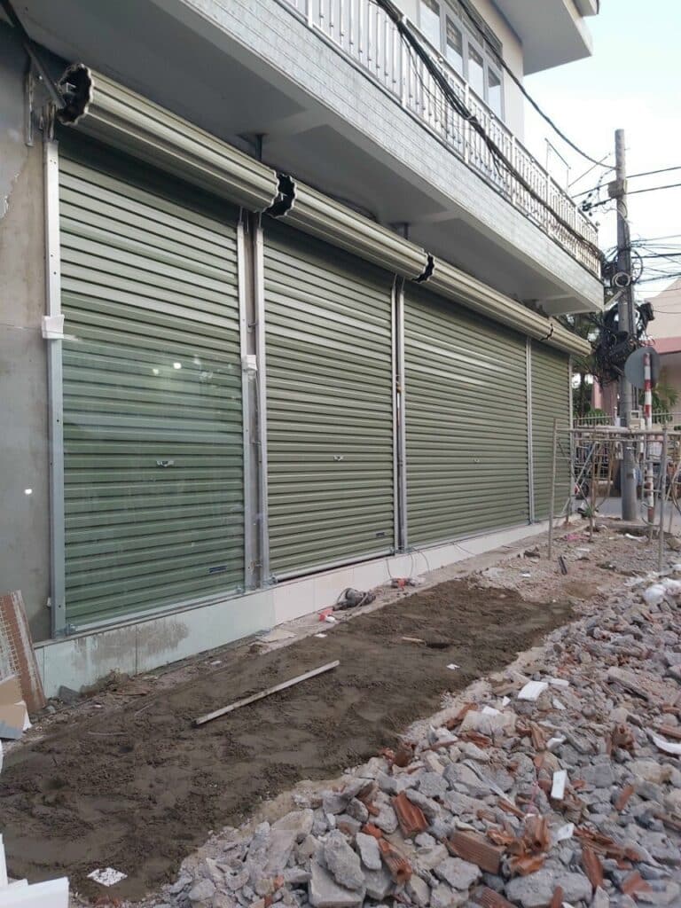 cách xử lý cửa cuốn bị mất điện