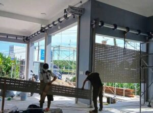thay thế nan cửa cuốn bị hỏng